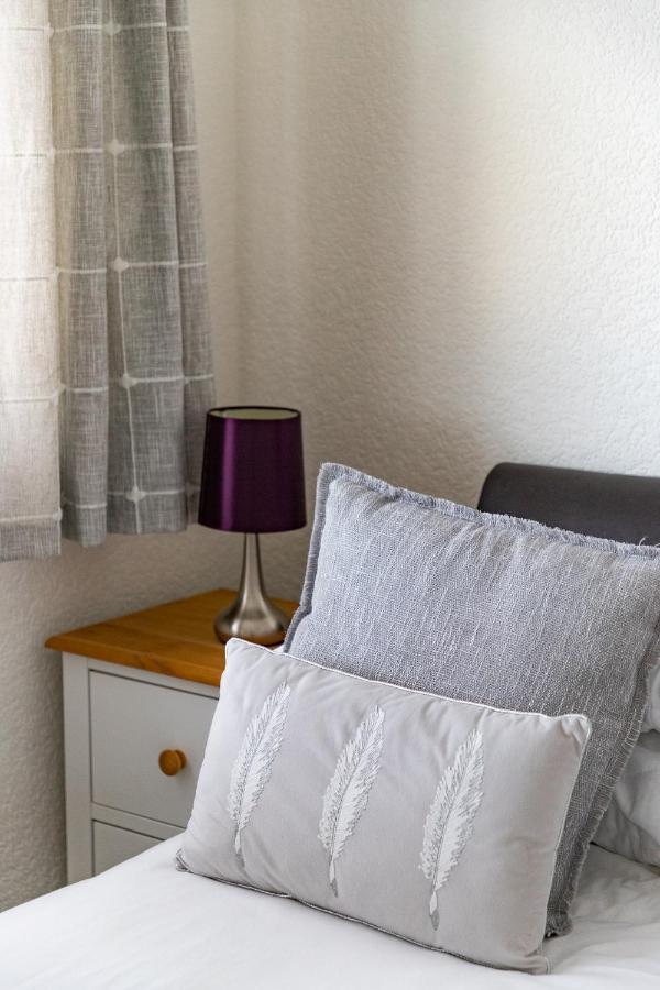 2 Chatsworth Riverscape Apartments - Peaceful Apartment In Great Location With Free Parking Overlooking The Gannel Just A Short Walk From Newquays Incredible Beaches And Local Amenities 뉴키 외부 사진
