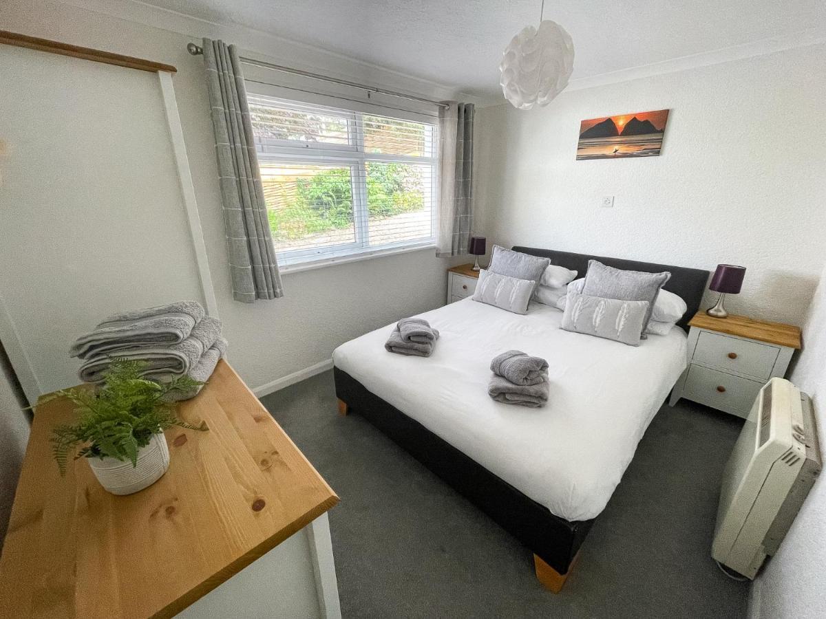 2 Chatsworth Riverscape Apartments - Peaceful Apartment In Great Location With Free Parking Overlooking The Gannel Just A Short Walk From Newquays Incredible Beaches And Local Amenities 뉴키 외부 사진