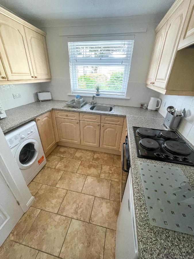 2 Chatsworth Riverscape Apartments - Peaceful Apartment In Great Location With Free Parking Overlooking The Gannel Just A Short Walk From Newquays Incredible Beaches And Local Amenities 뉴키 외부 사진