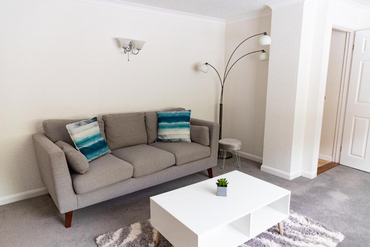 2 Chatsworth Riverscape Apartments - Peaceful Apartment In Great Location With Free Parking Overlooking The Gannel Just A Short Walk From Newquays Incredible Beaches And Local Amenities 뉴키 외부 사진